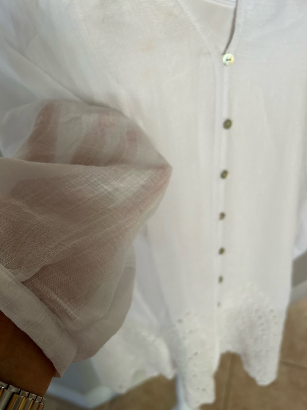 Figueroa & Flower sheer top with large embroidered eyelet bottom - Picture 4 of 12